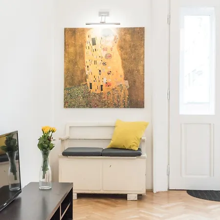 Newsunny At The Budacastle Apartment Budapest