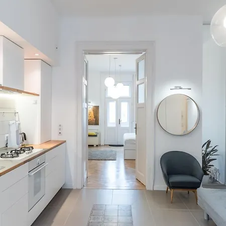 Newsunny At The Budacastle Apartment Budapest